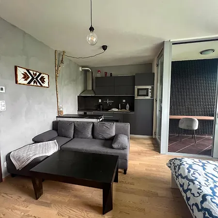 Apartamento Garden Towers In Center Praga